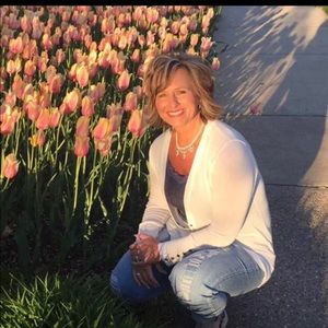 Meet your Posher, Melanie